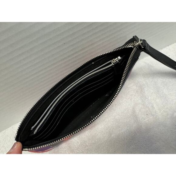 Emilio Pucci Multicolor Luxury Leather Wristlet - Picture 6 of 9